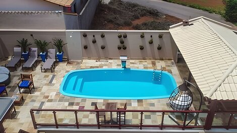 Maravilhosa casa com piscina em Capitólio-MG