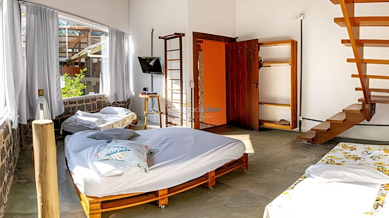 Casa para alquiler de vacaciones em Ubatuba (Corcovado)