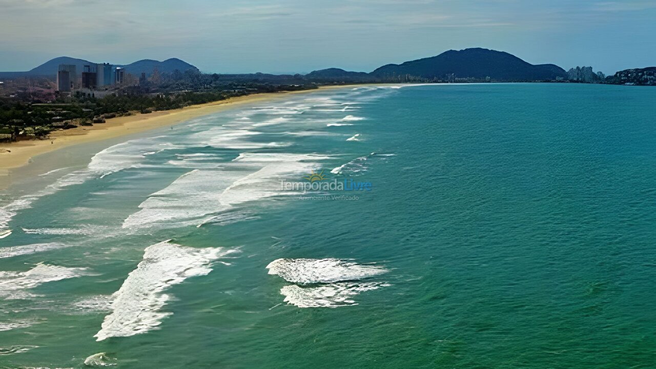 Apartment for vacation rental in Guarujá (Enseada)