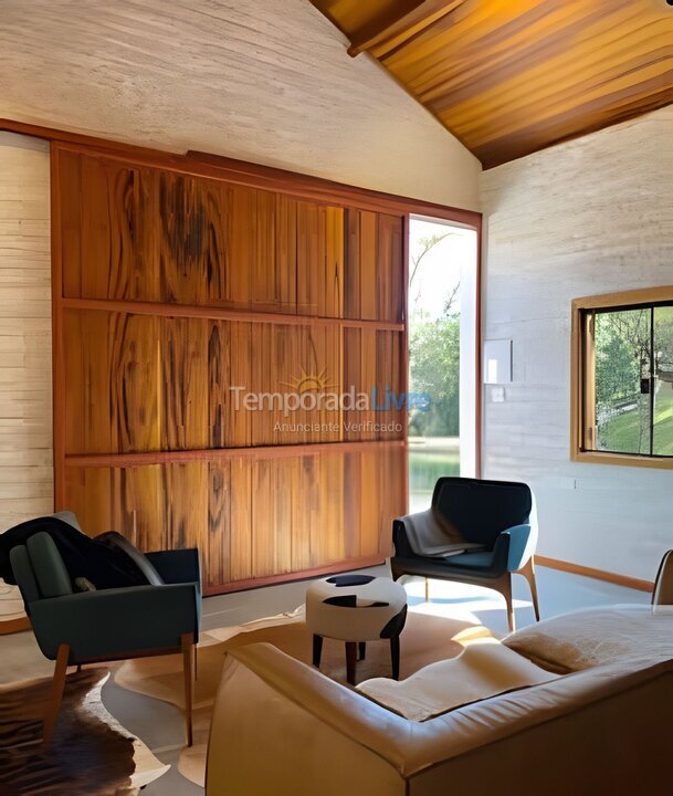 Casa para aluguel de temporada em Gonçalves (São Sebastião)