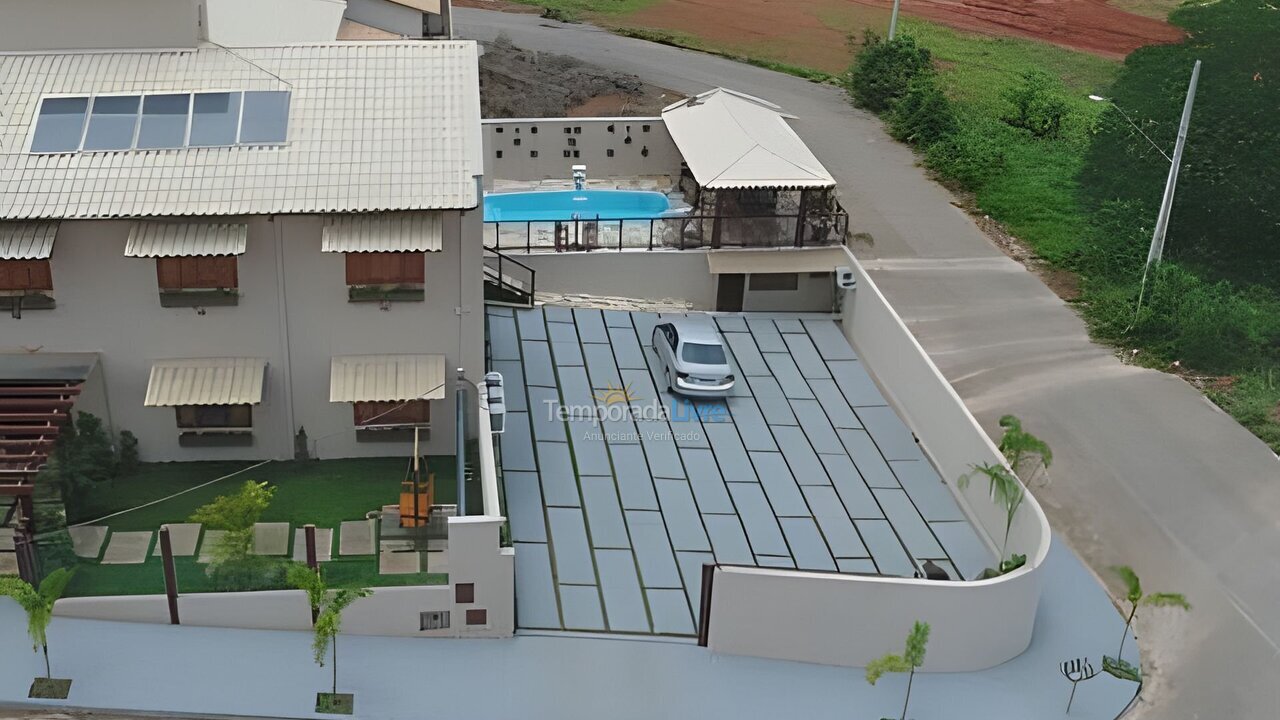 Casa para aluguel de temporada em Capitólio (Capitólio)