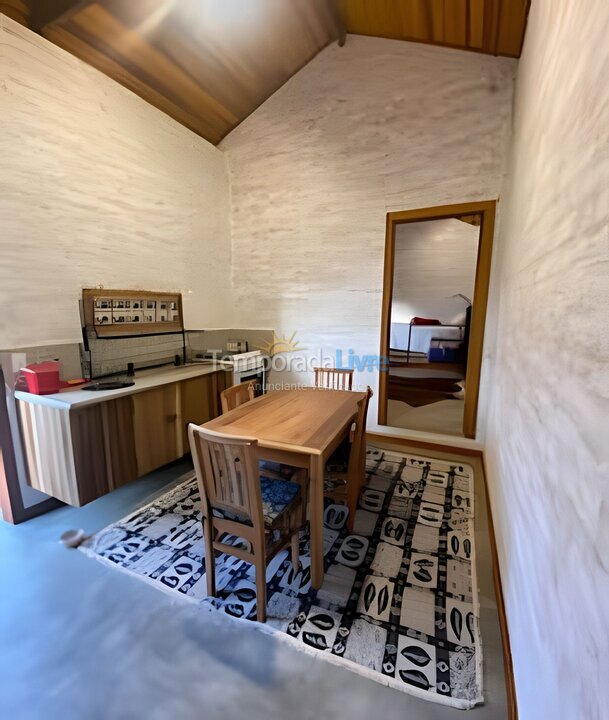 Casa para aluguel de temporada em Gonçalves (São Sebastião)