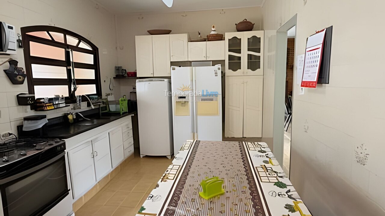 Casa para aluguel de temporada em São Sebastião (Maresias)