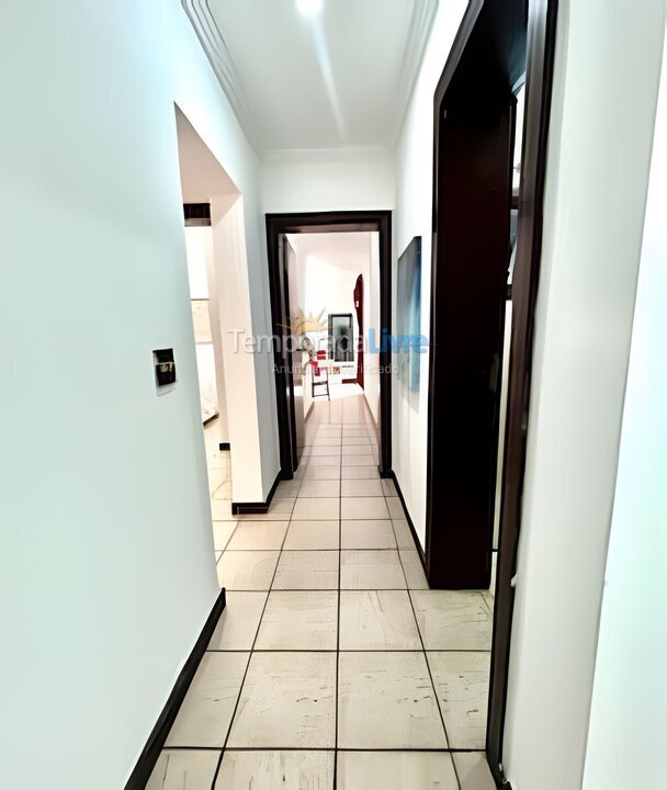 Casa para aluguel de temporada em Guarujá (Jardim Acapulco)