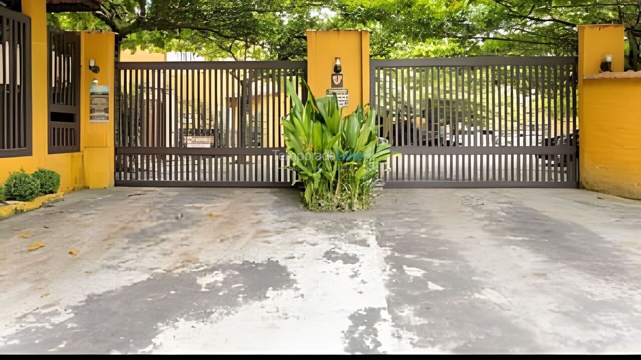 Casa para alquiler de vacaciones em São Sebastião (Boiçucanga)