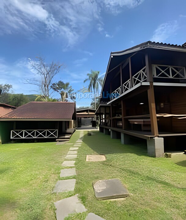 Casa para aluguel de temporada em São Sebastião (Camburi)