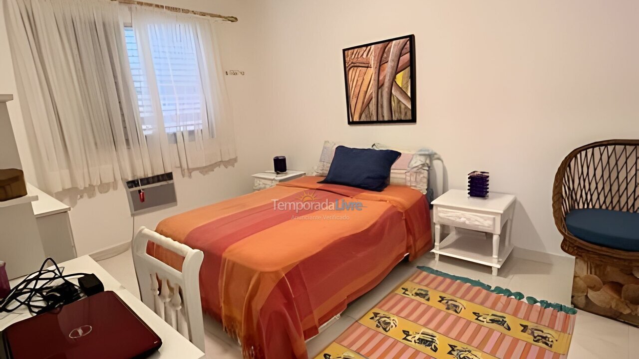 Apartment for vacation rental in Guarujá (Enseada)