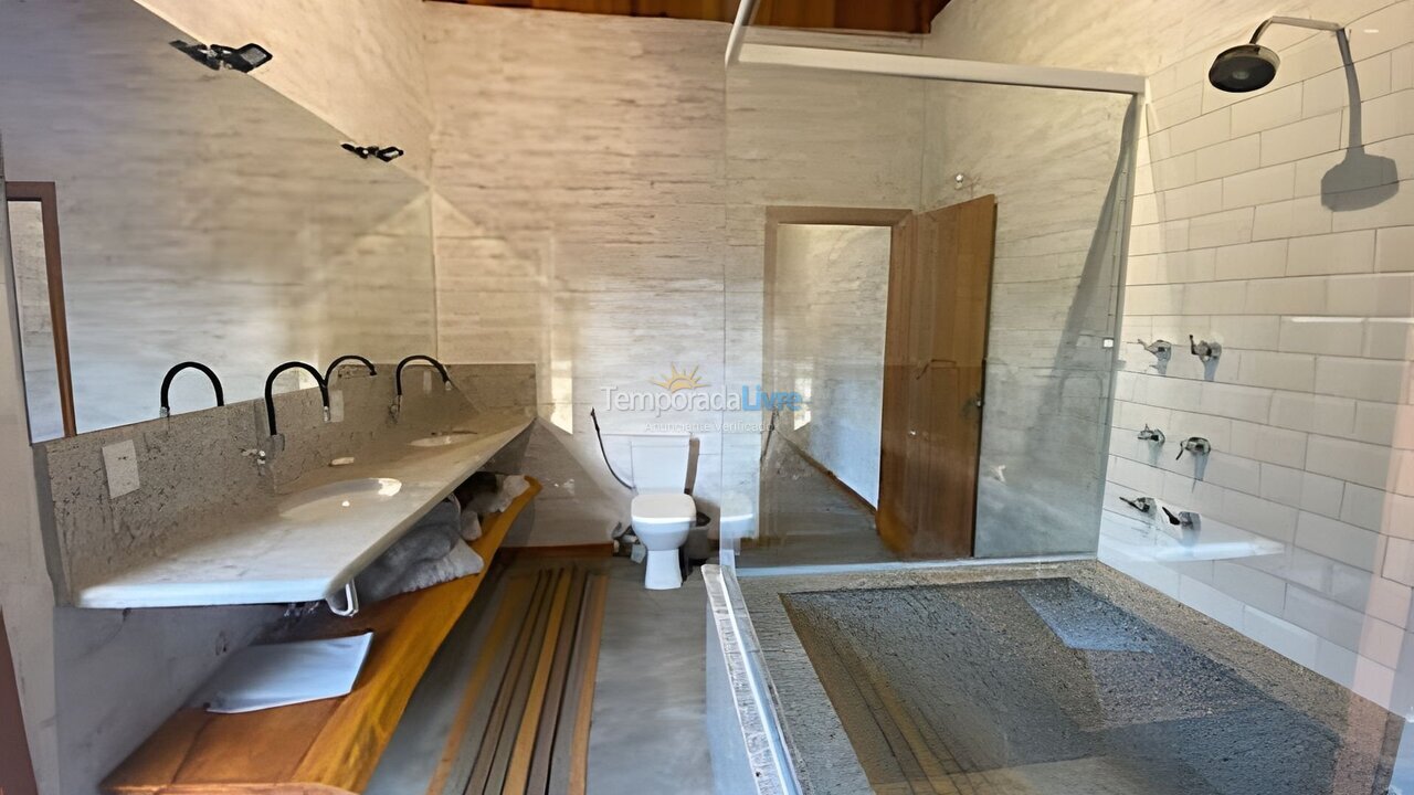 Casa para aluguel de temporada em Gonçalves (São Sebastião)