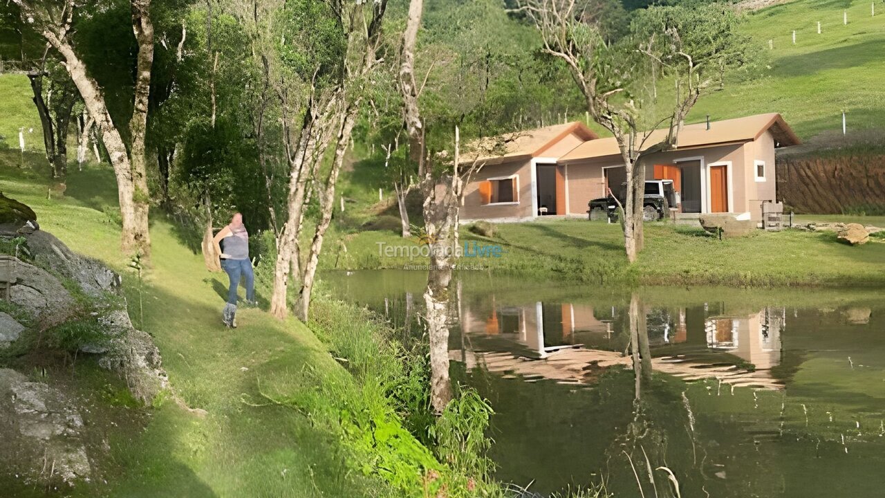 Casa para aluguel de temporada em Gonçalves (São Sebastião)