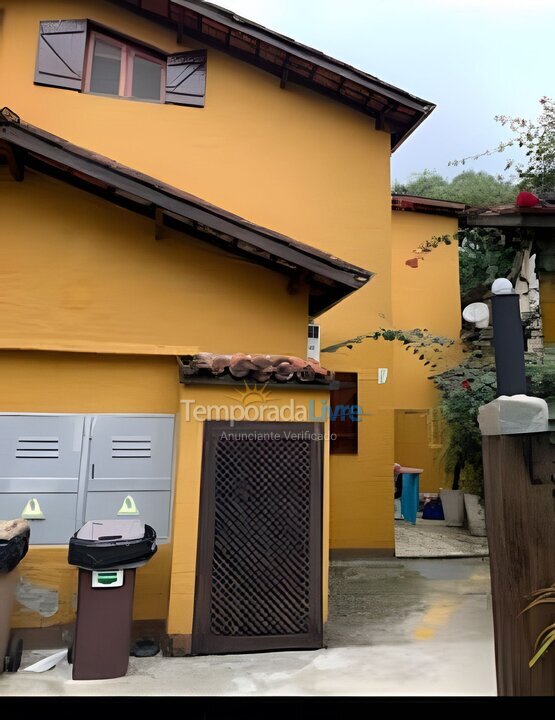 Casa para alquiler de vacaciones em São Sebastião (Boiçucanga)