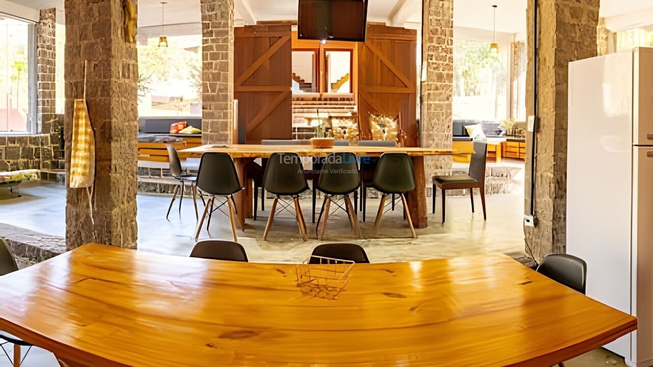 Casa para alquiler de vacaciones em Ubatuba (Corcovado)