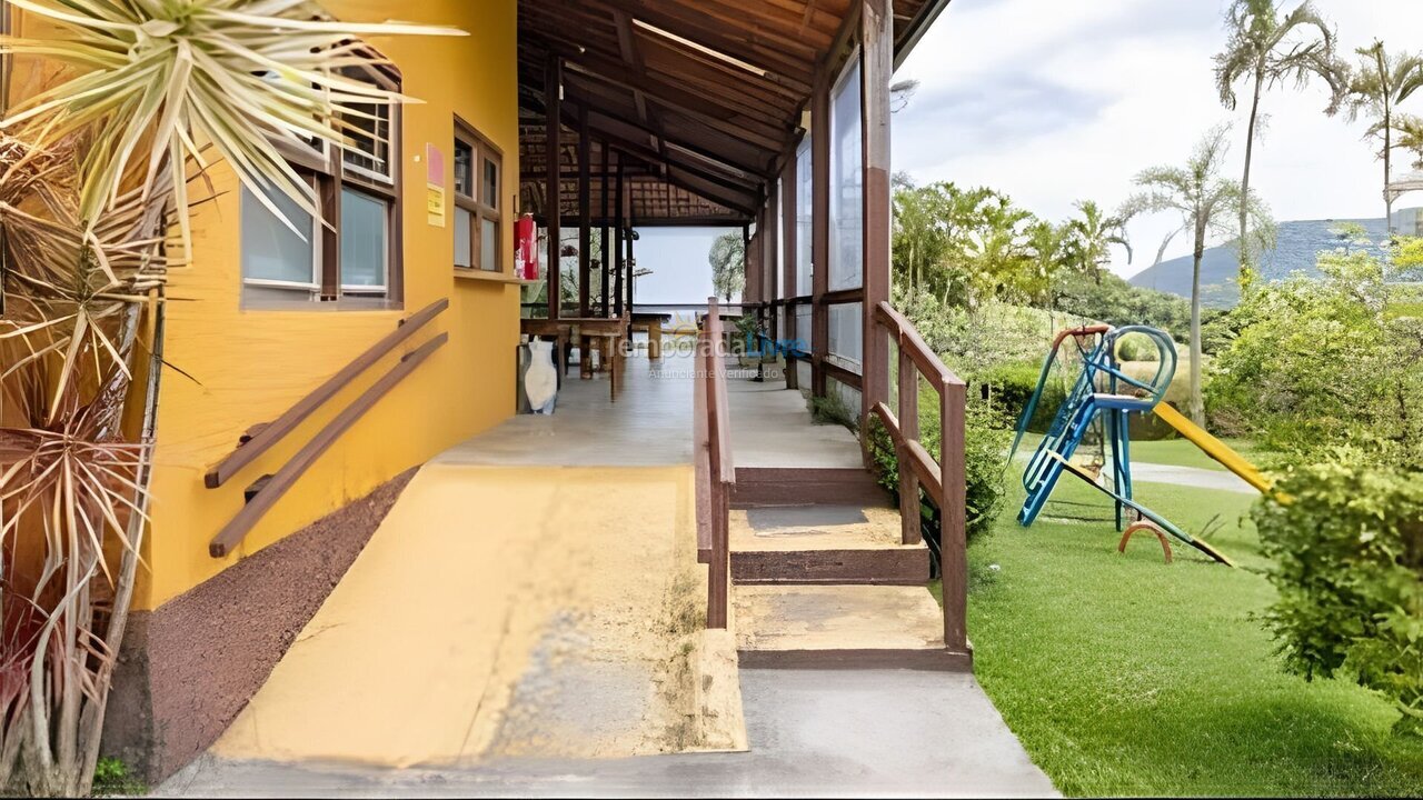 Casa para alquiler de vacaciones em São Sebastião (Boiçucanga)