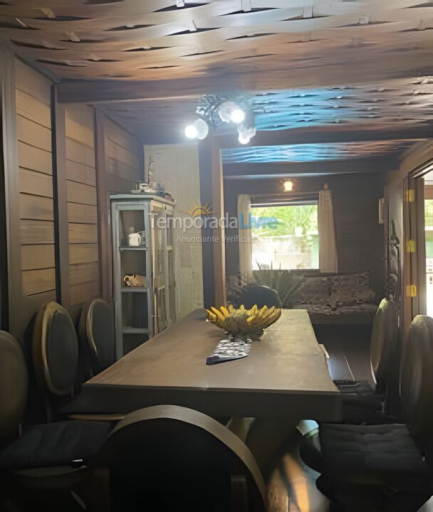 Casa para aluguel de temporada em São Sebastião (Camburi)