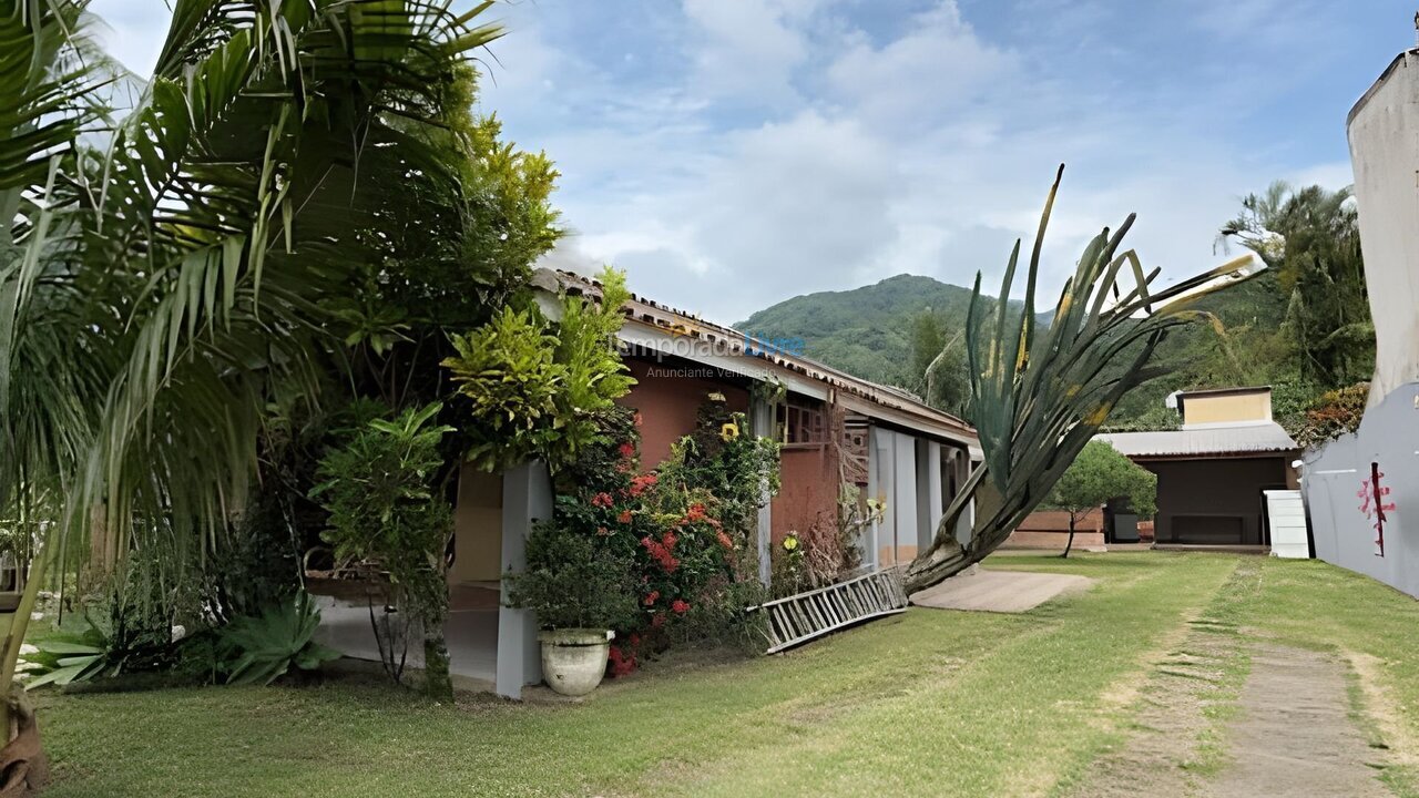 Casa para aluguel de temporada em São Sebastião (Maresias)
