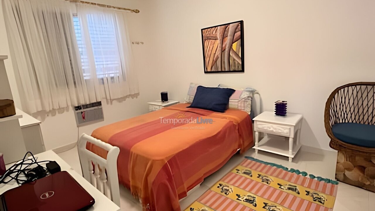 Apartment for vacation rental in Guarujá (Enseada)