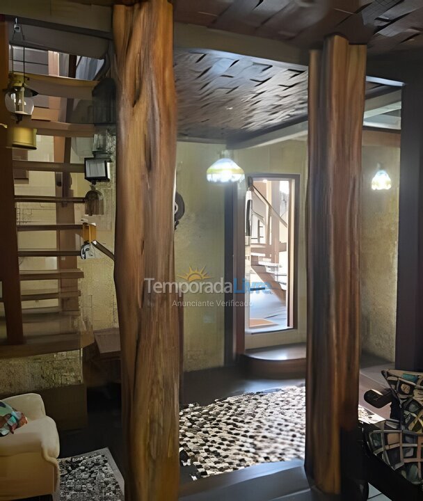 Casa para aluguel de temporada em São Sebastião (Camburi)