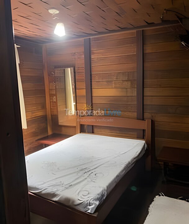 Casa para aluguel de temporada em São Sebastião (Camburi)