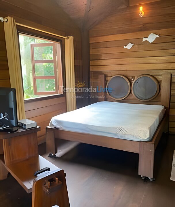 Casa para aluguel de temporada em São Sebastião (Camburi)