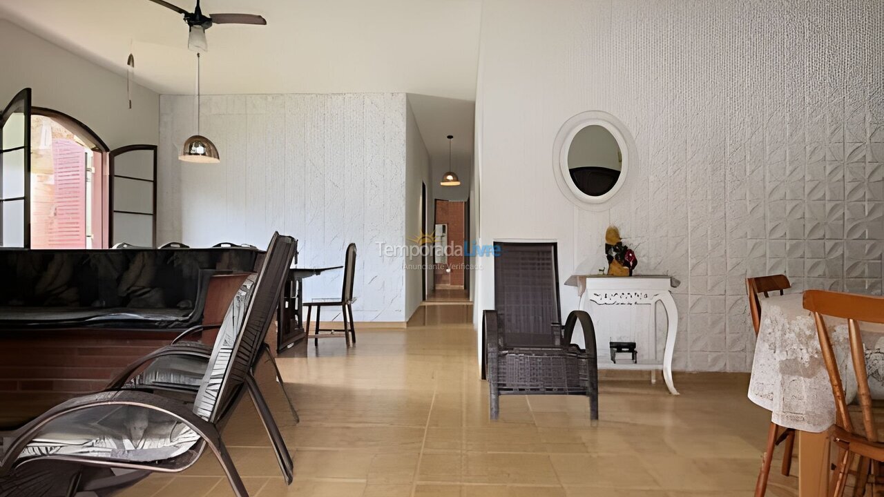 Casa para aluguel de temporada em São Sebastião (Maresias)