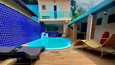 Casa com piscina em Maresias - SP (1)