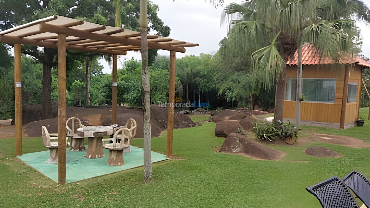 Casa para aluguel de temporada em Indaiatuba (Recanto dos Passaros)