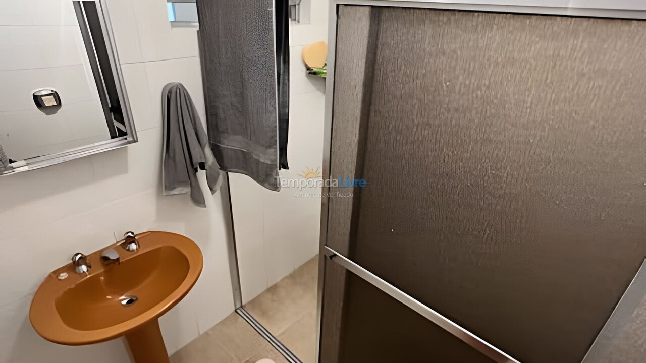 Apartment for vacation rental in Guarujá (Enseada)