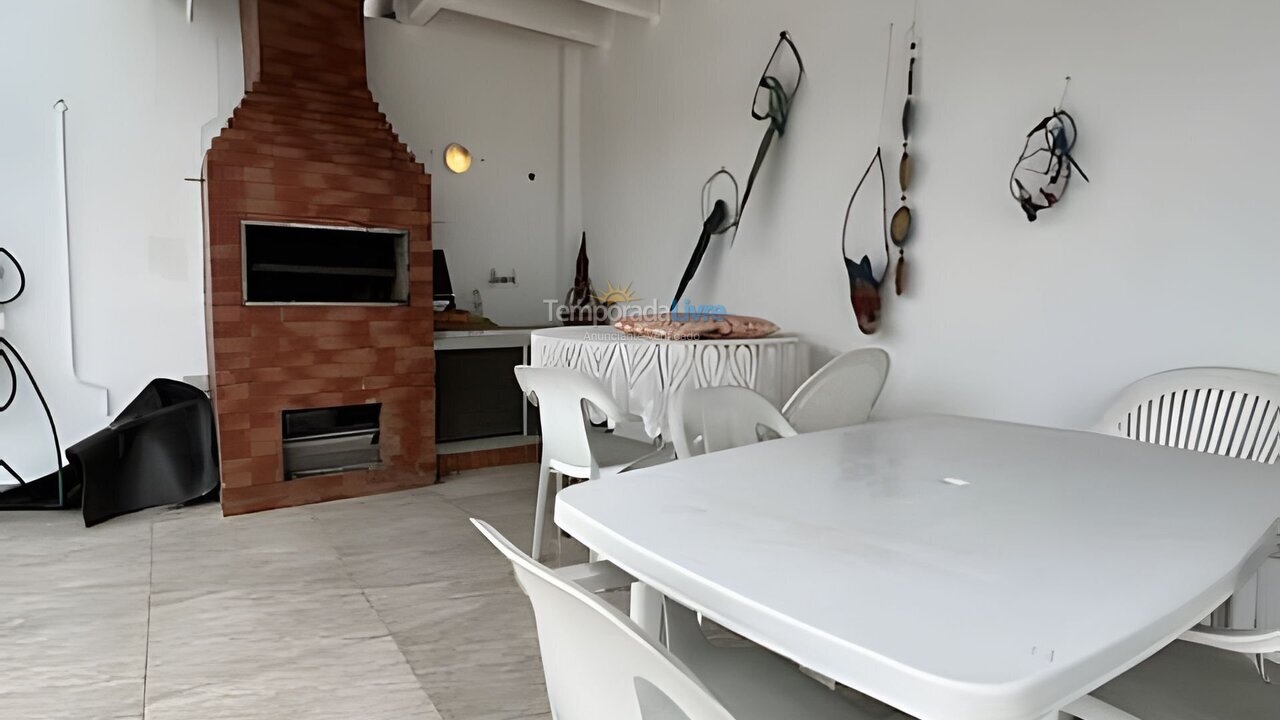 Apartment for vacation rental in Guarujá (Enseada)