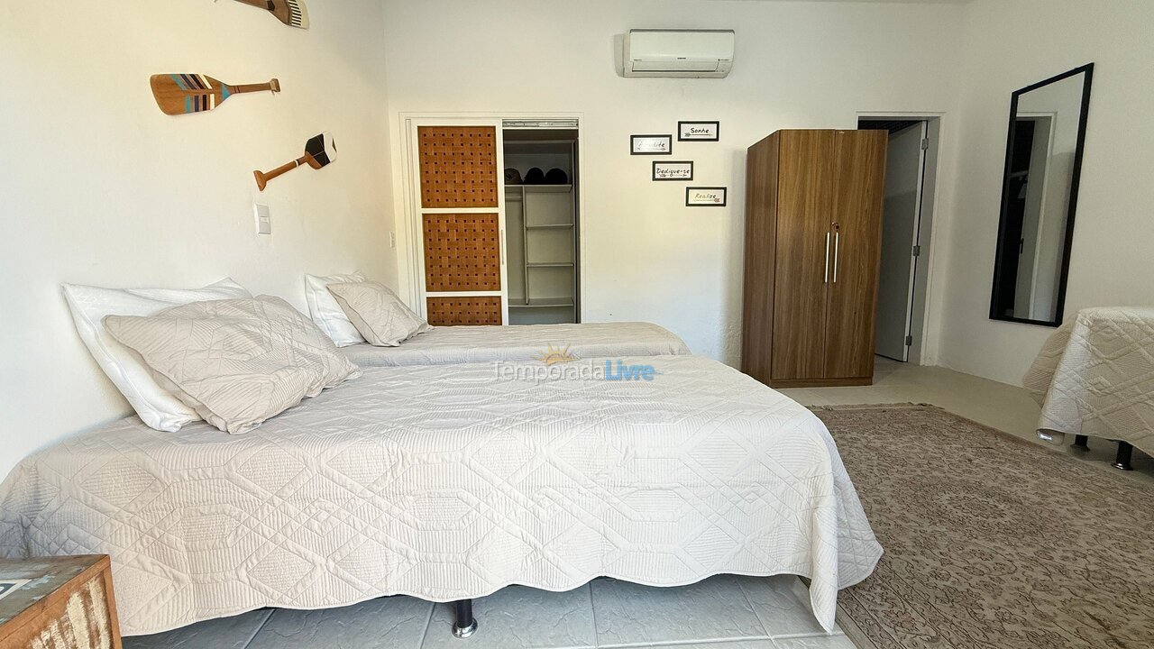 Casa para aluguel de temporada em São Sebastião (Barra do Sahy)