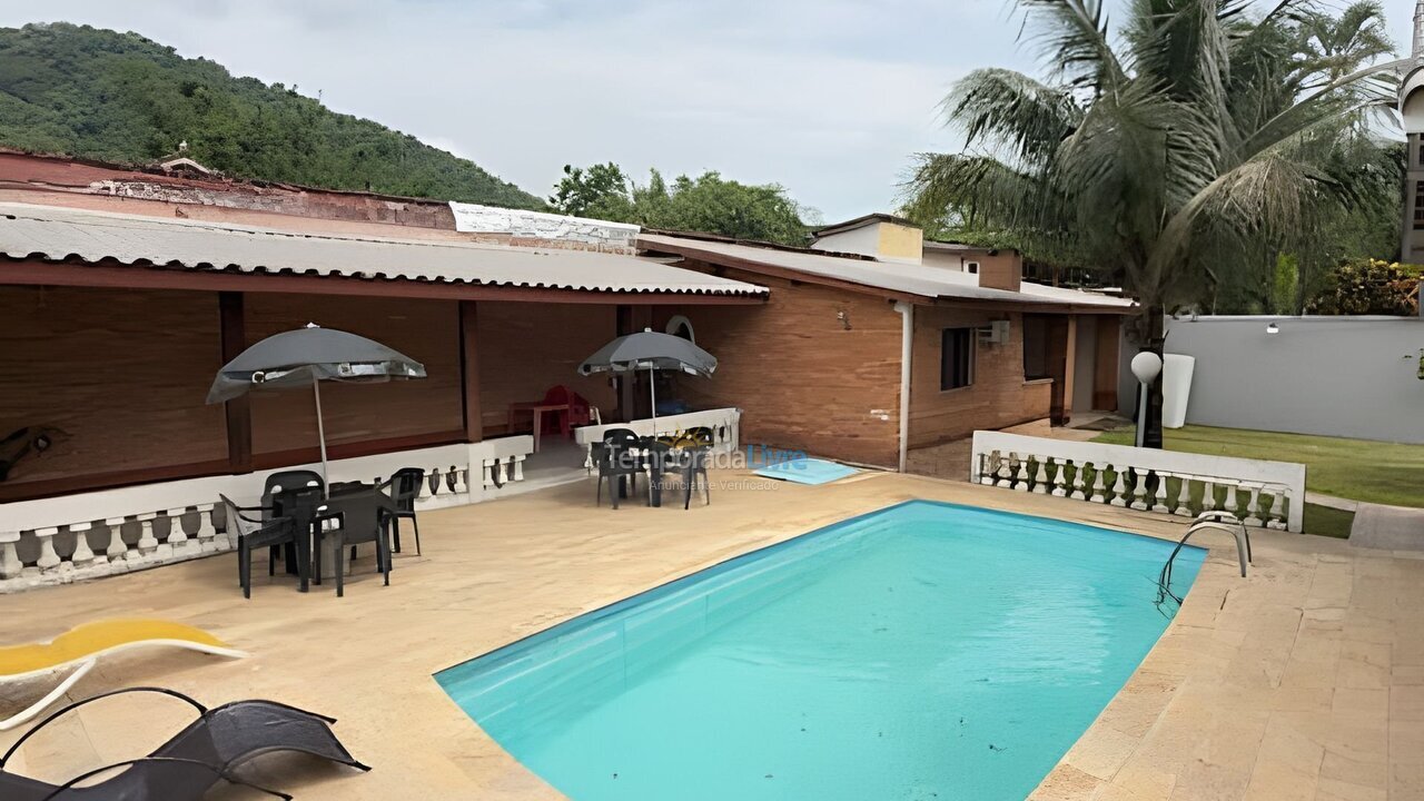 Casa para aluguel de temporada em São Sebastião (Maresias)