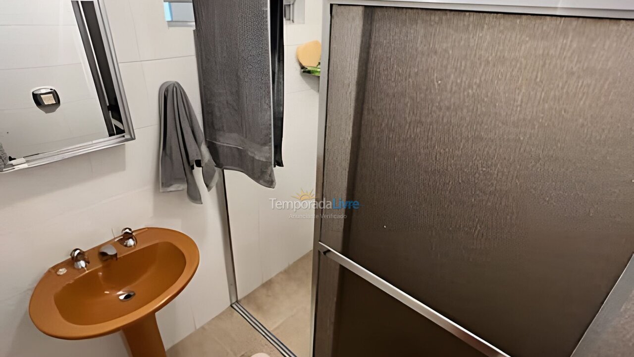 Apartment for vacation rental in Guarujá (Enseada)