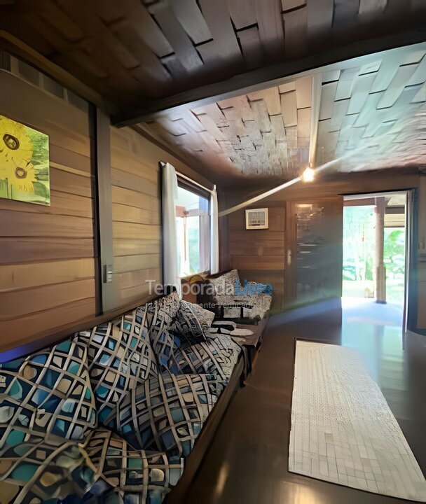 Casa para aluguel de temporada em São Sebastião (Camburi)