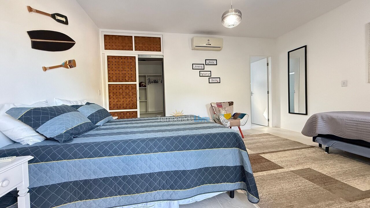 Casa para aluguel de temporada em São Sebastião (Barra do Sahy)