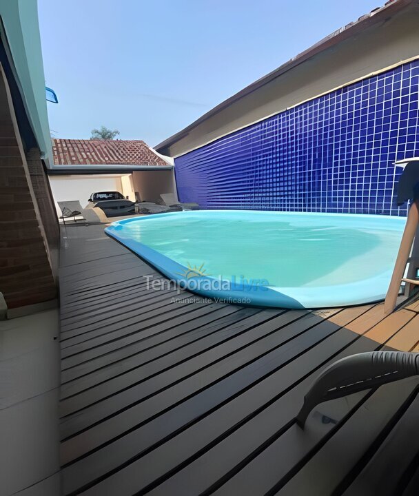Casa para aluguel de temporada em São Sebastião (Praia do Saco)