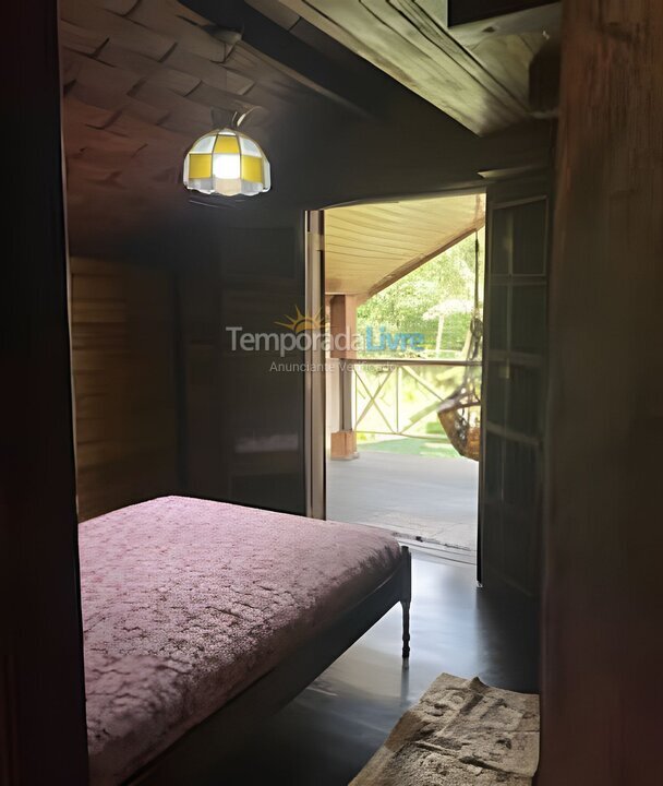 Casa para aluguel de temporada em São Sebastião (Camburi)