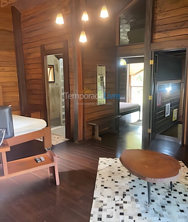 Casa para aluguel de temporada em São Sebastião (Camburi)
