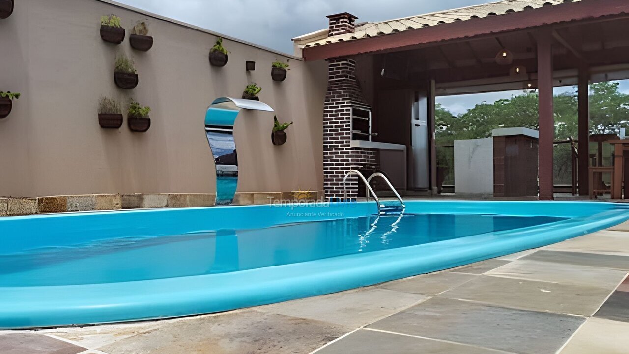 Casa para aluguel de temporada em Capitólio (Capitólio)