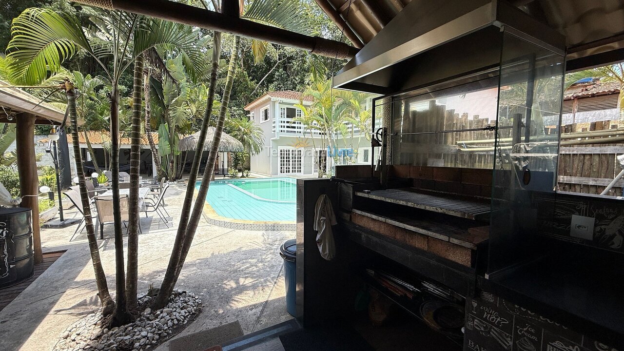 Casa para aluguel de temporada em São Sebastião (Barra do Sahy)