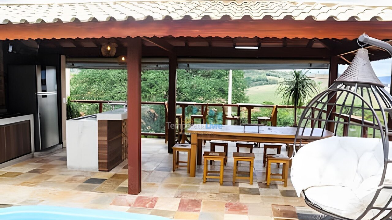 Casa para aluguel de temporada em Capitólio (Capitólio)