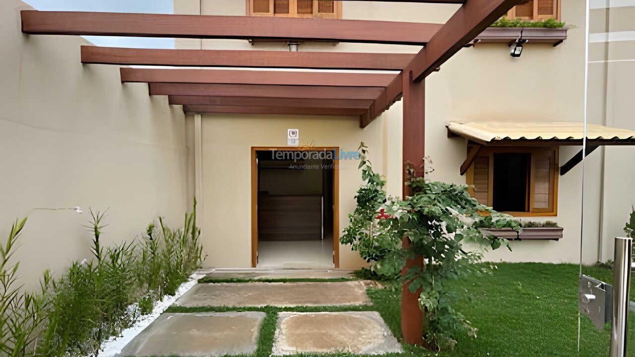 Casa para aluguel de temporada em Capitólio (Capitólio)