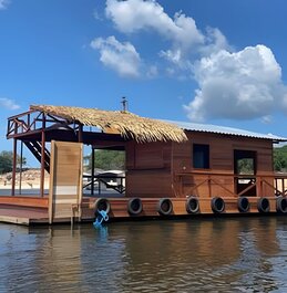 Casa Flutuante - Experiência única