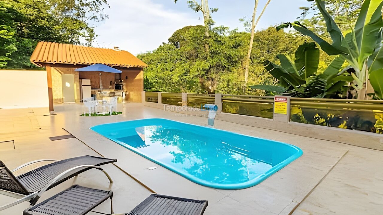 Casa para aluguel de temporada em Pirenópolis (Vila Marilia)