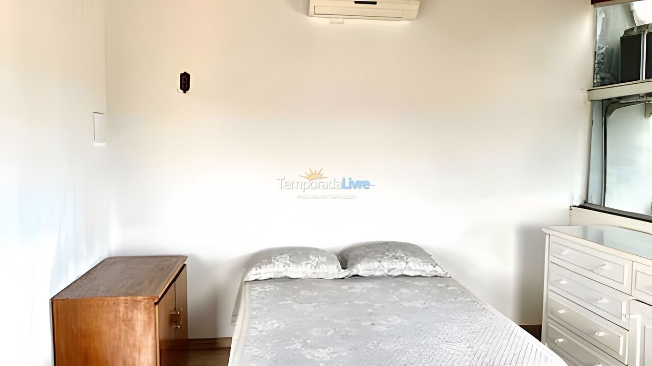 Apartment for vacation rental in Guarujá (Balneário Cidade Atlântica)
