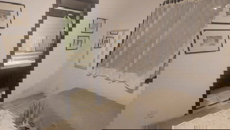 Condomínio pé na areia casa aconchegante 4 suítes Praia de Manguinhos