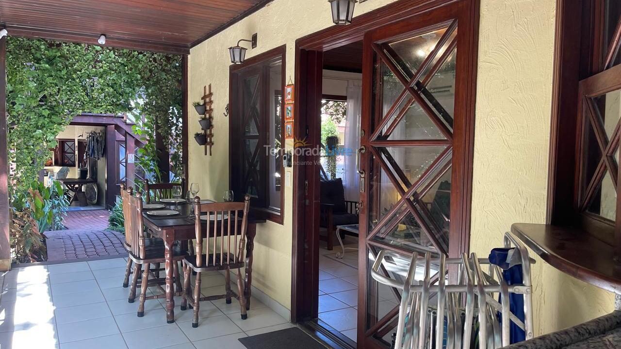 Casa para alquiler de vacaciones em São Sebastião (Maresias)