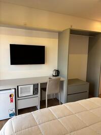 Suite at Four Seasons Apart