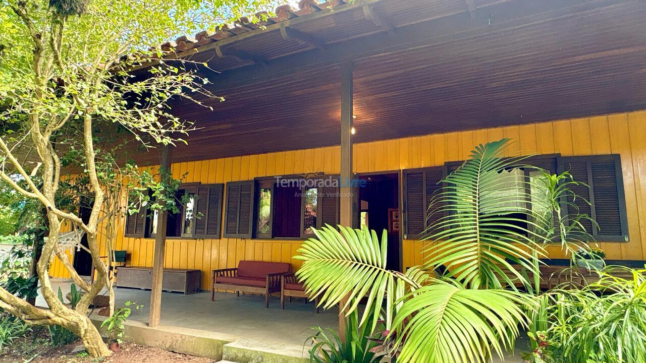 Casa para aluguel de temporada em Florianopolis (Campeche)
