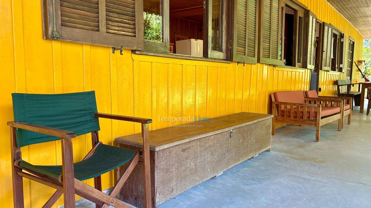 Casa para aluguel de temporada em Florianopolis (Campeche)