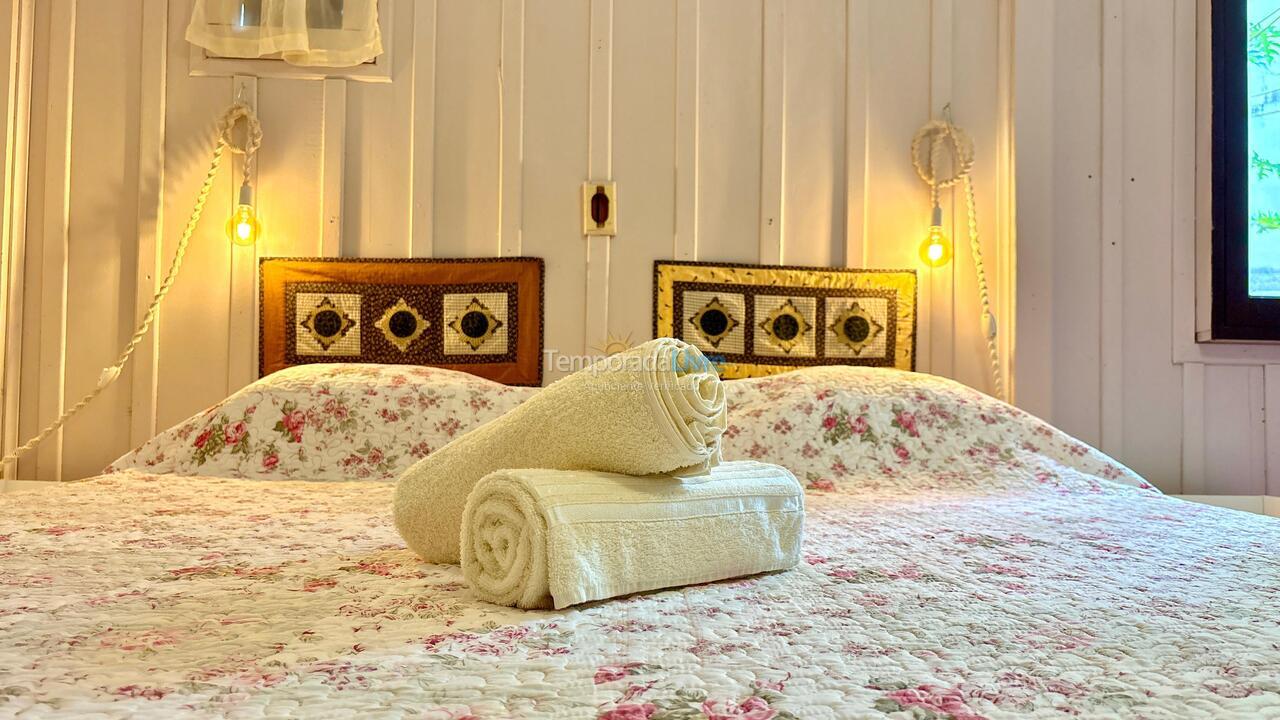 Casa para aluguel de temporada em Florianopolis (Campeche)