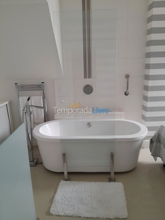 Apartamento para aluguel de temporada em Rio de Janeiro (Barra da Tijuca)