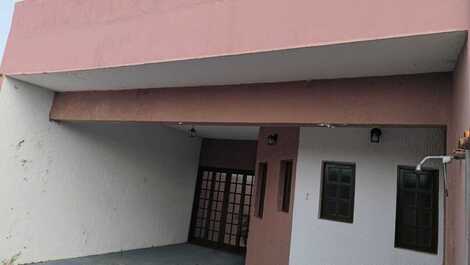 Baixa temporada diária 30 reais por pessoa.